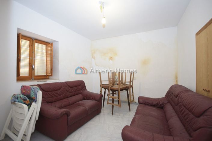 Image No.5-4 Bed Townhouse for sale