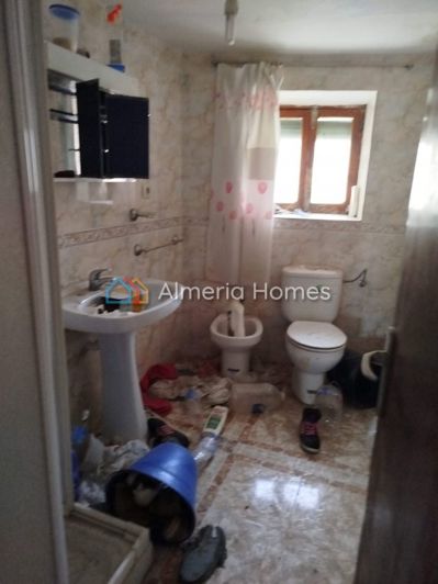 Image No.13-4 Bed Village House for sale