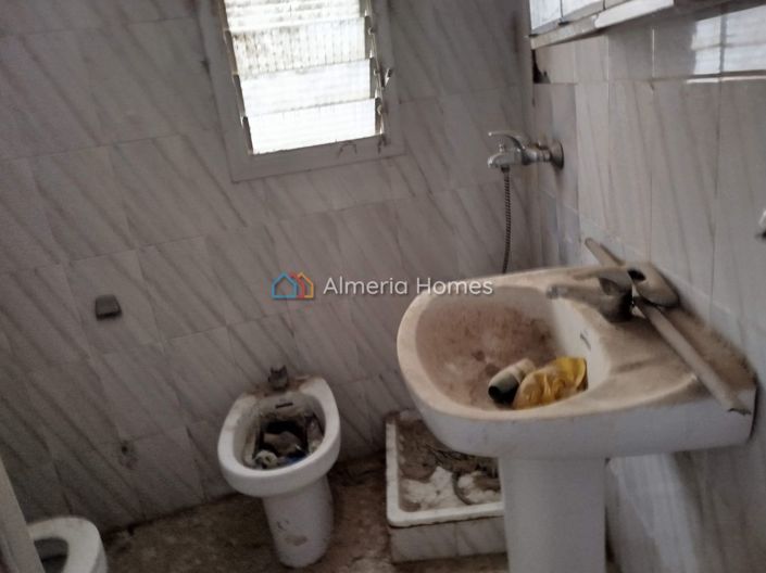 Image No.16-4 Bed Village House for sale