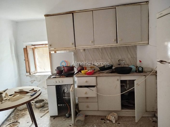 Image No.5-4 Bed Village House for sale