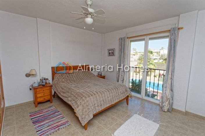 Image No.13-4 Bed Villa for sale