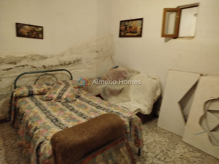 Image No.10-2 Bed Village House for sale