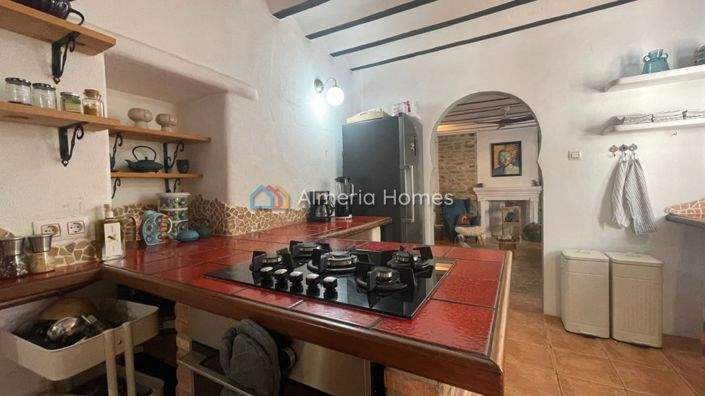 Image No.14-4 Bed Country House for sale