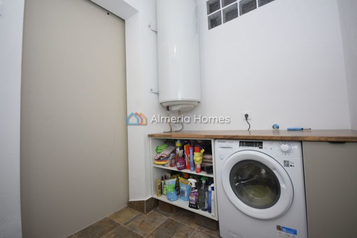 Image No.13-3 Bed Townhouse for sale