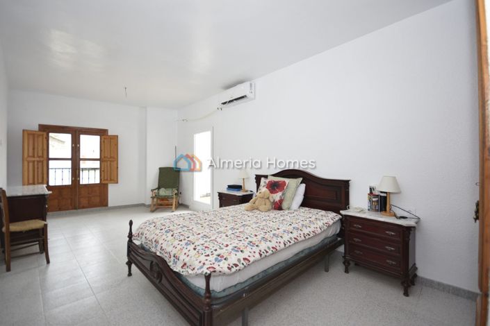 Image No.13-5 Bed Village House for sale