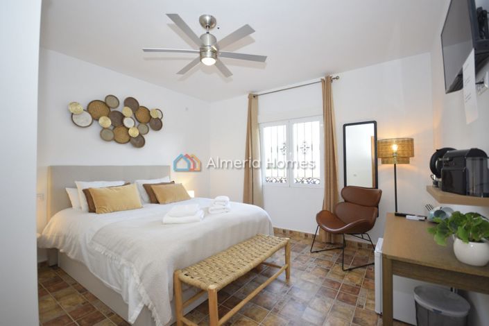 Image No.13-4 Bed Villa for sale