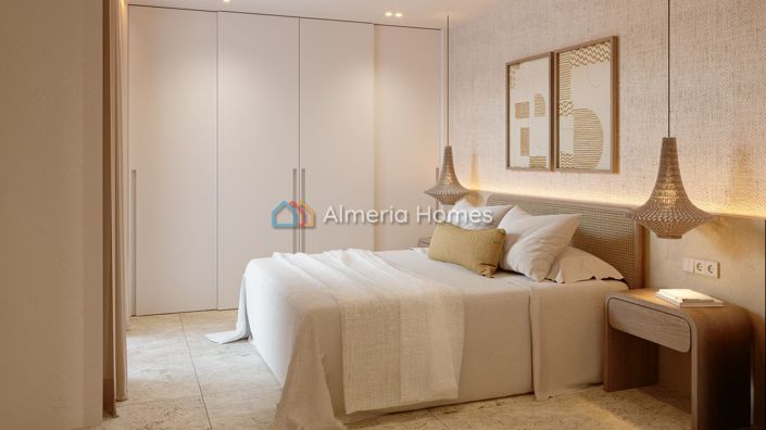 Image No.15-3 Bed Apartment for sale