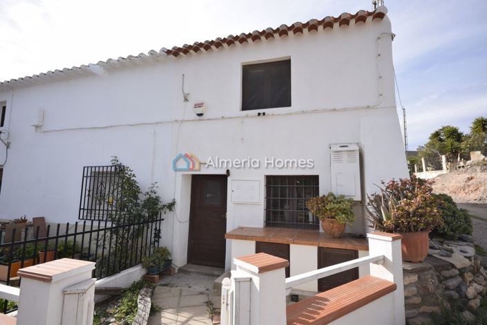 Image No.19-2 Bed Country House for sale