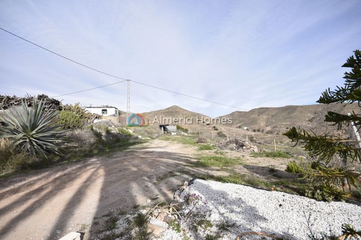 Image No.21-2 Bed Country House for sale