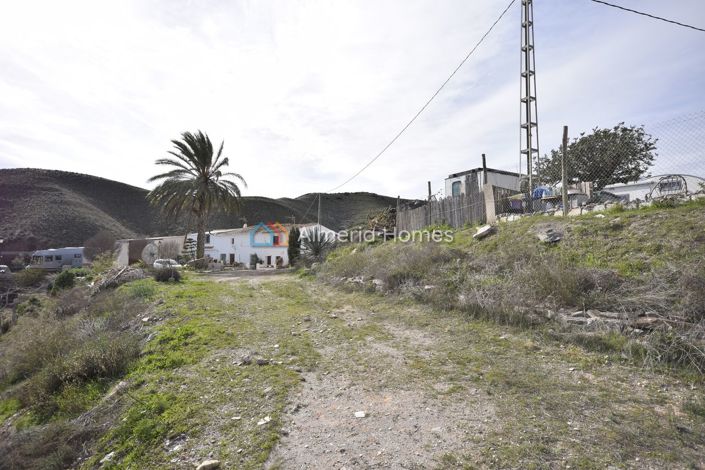 Image No.24-2 Bed Country House for sale