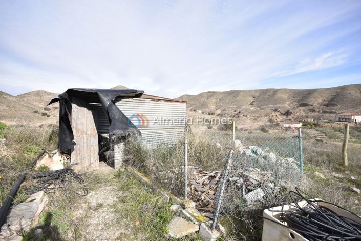 Image No.26-2 Bed Country House for sale