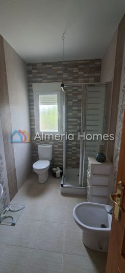 Image No.15-3 Bed Villa for sale