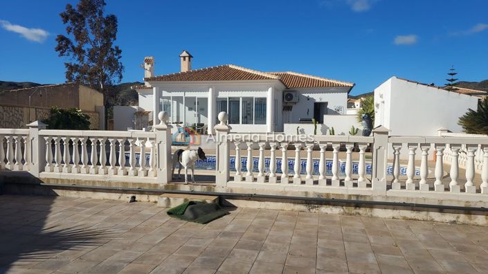 Image No.2-3 Bed Villa for sale