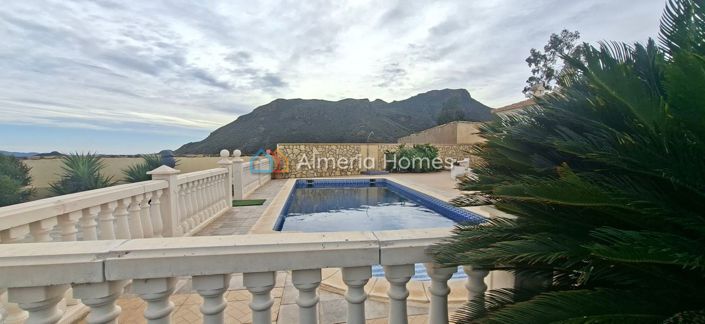 Image No.6-3 Bed Villa for sale