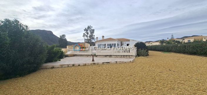 Image No.7-3 Bed Villa for sale