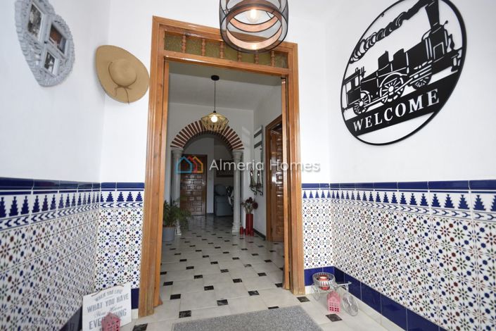 Image No.15-4 Bed Villa for sale