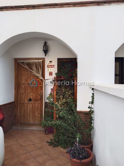 Image No.4-Villa de 3 chambres à vendre à Enix