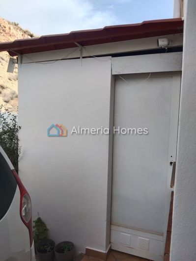 Image No.5-Villa de 3 chambres à vendre à Enix