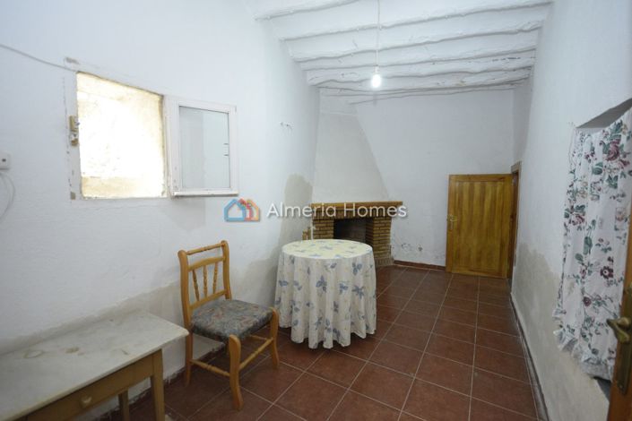 Image No.9-3 Bed Townhouse for sale