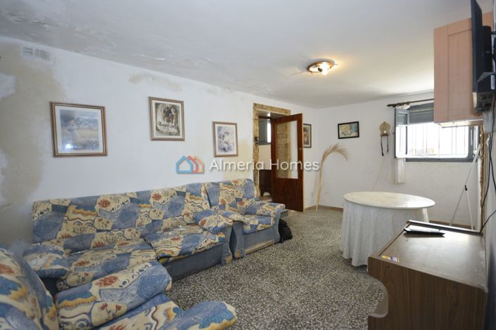 Image No.9-3 Bed Townhouse for sale