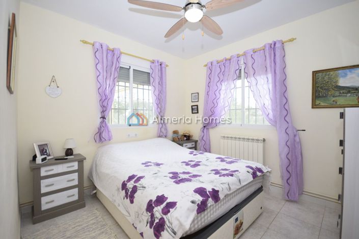 Image No.25-4 Bed Villa for sale