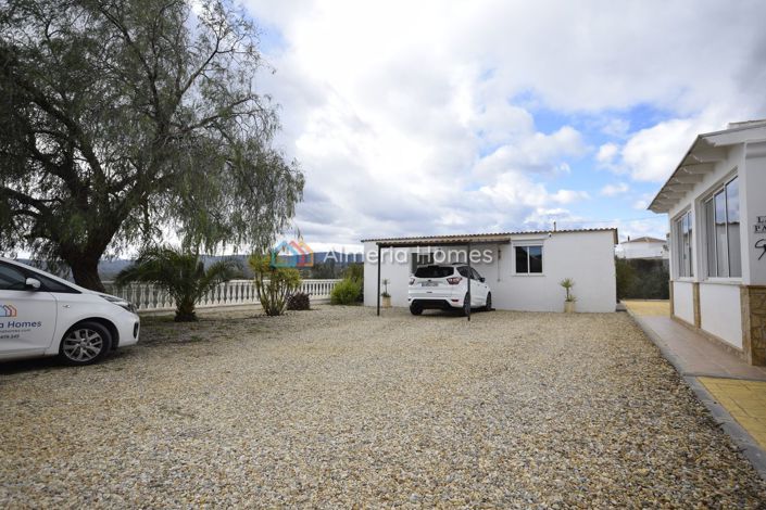 Image No.6-4 Bed Villa for sale