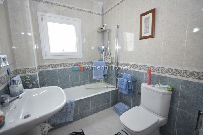 Image No.27-2 Bed Villa for sale