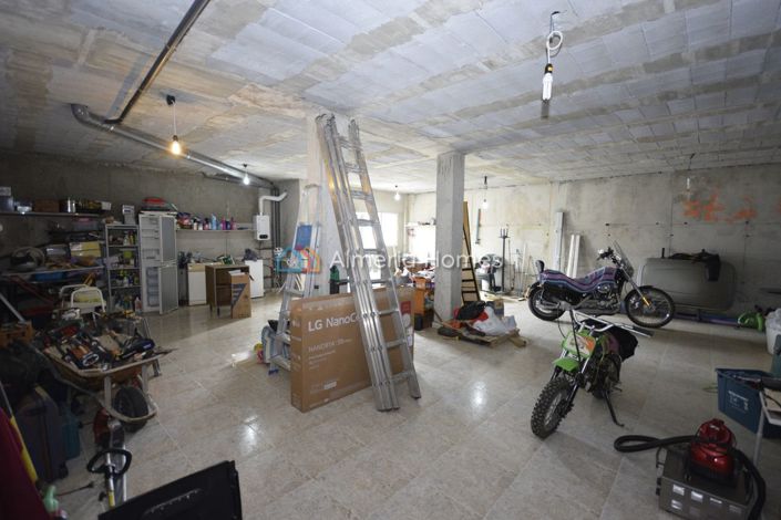 Image No.29-2 Bed Villa for sale