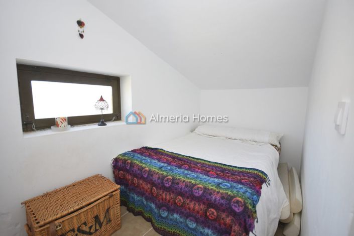 Image No.24-5 Bed Country House for sale