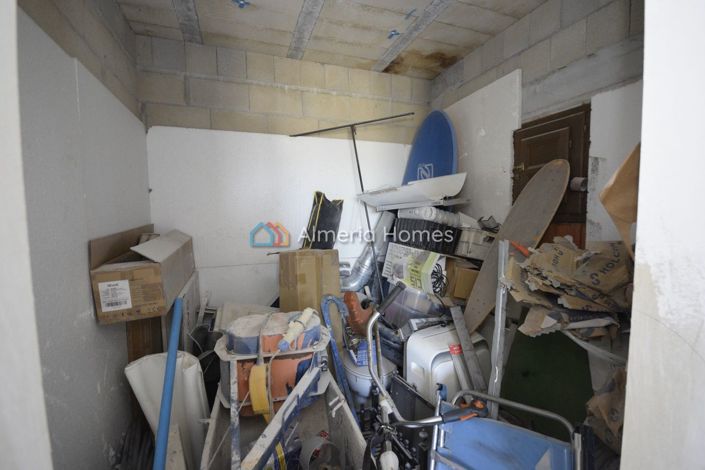 Image No.28-5 Bed Country House for sale