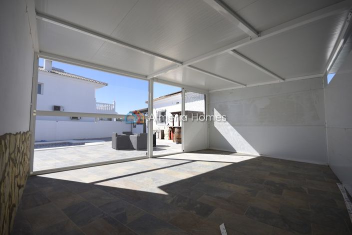 Image No.10-4 Bed Villa for sale