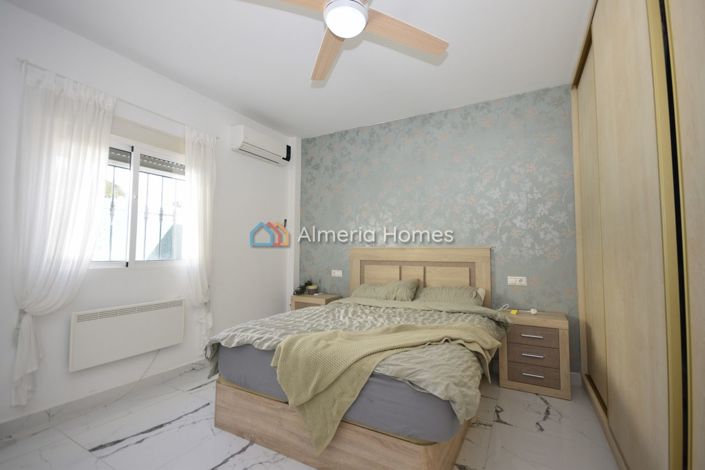 Image No.21-4 Bed Villa for sale