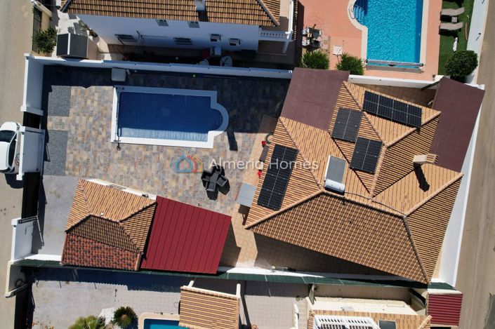 Image No.3-4 Bed Villa for sale