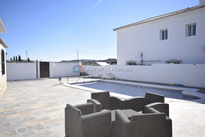 Image No.8-4 Bed Villa for sale