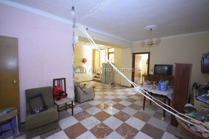 Image No.6-3 Bed Townhouse for sale