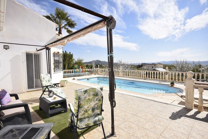 Image No.13-3 Bed Villa for sale