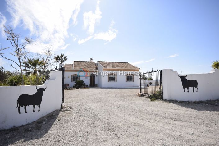 Image No.6-3 Bed Villa for sale