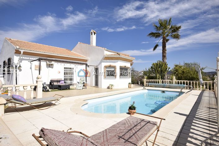 Image No.9-3 Bed Villa for sale