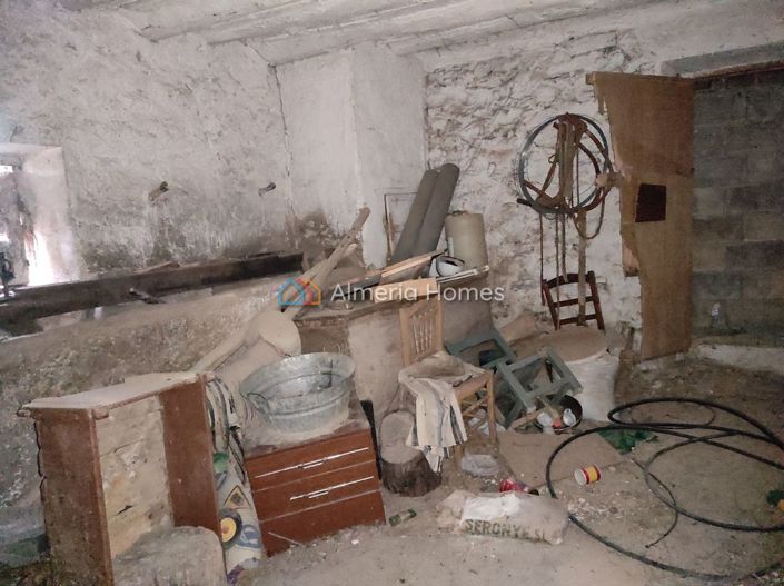 Image No.5-3 Bed Country House for sale