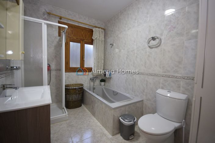 Image No.14-Villa de 7 chambres à vendre à Albox