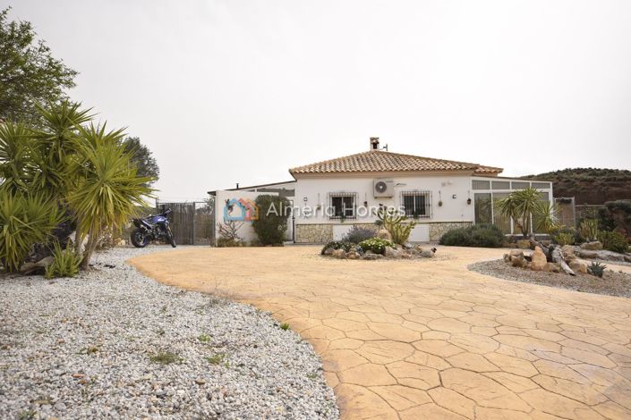 Image No.15-2 Bed Villa for sale