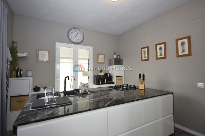 Image No.20-2 Bed Villa for sale