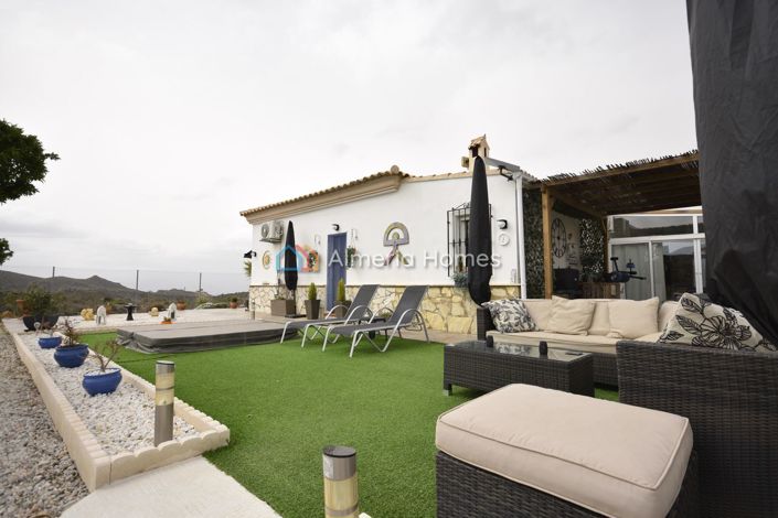 Image No.10-2 Bed Villa for sale