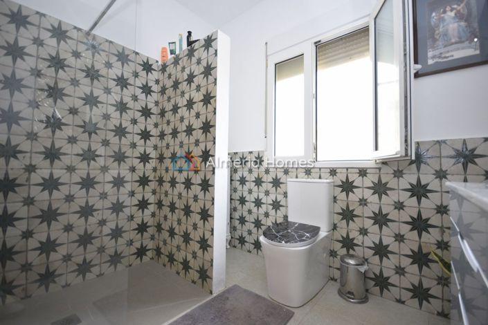 Image No.27-3 Bed Villa for sale