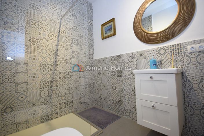 Image No.31-3 Bed Villa for sale