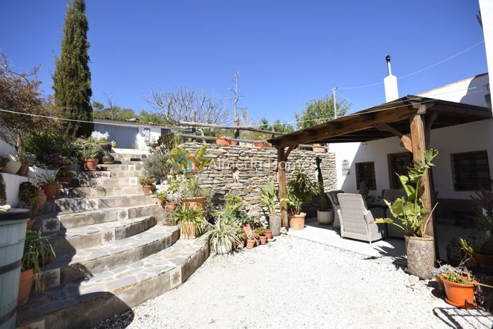 Image No.5-5 Bed Country House for sale