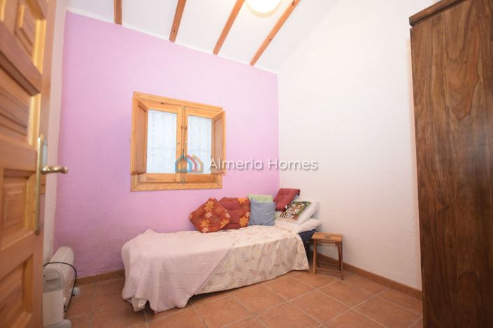 Image No.26-Villa de 4 chambres à vendre à Caniles