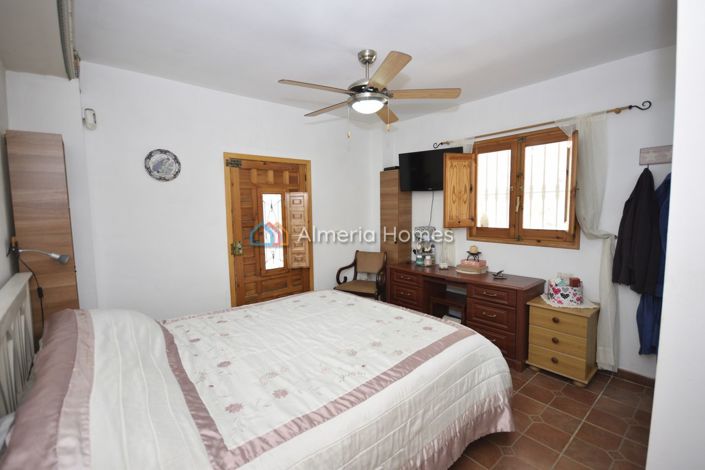 Image No.20-3 Bed Villa for sale