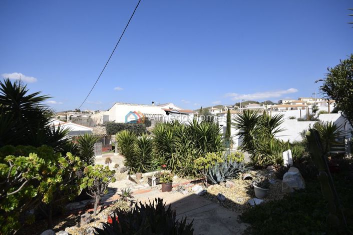 Image No.25-2 Bed Country House for sale