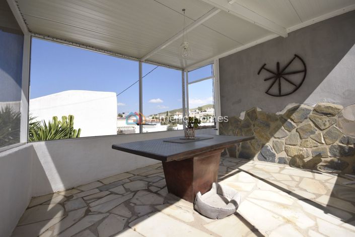 Image No.10-2 Bed Country House for sale